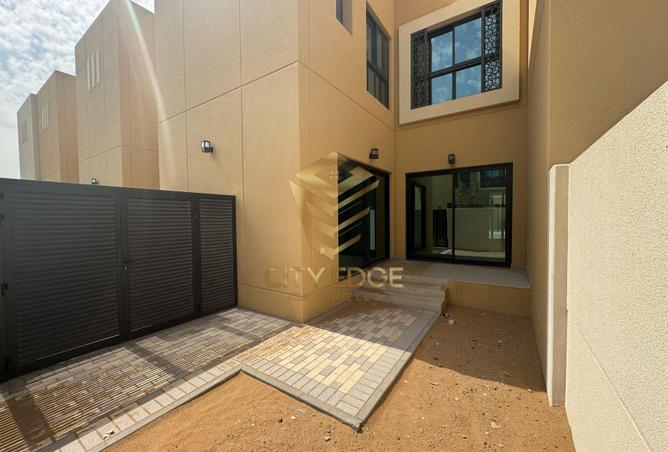 104122153 - Property Image 2