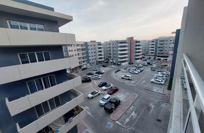 Apartment - 1 Bedroom - 2 Bathrooms for rent in Tower 12 - Al Reef Downtown - Al Reef - Abu Dhabi Apartment - 1 Bedroom - 2 Bathrooms for rent in Tower 12 - Al Reef Downtown - Al Reef - Abu Dhabi
