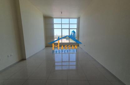 Apartment - 3 Bedrooms - 4 Bathrooms for rent in Al Mamzar - Al Mamzar - Sharjah - Sharjah