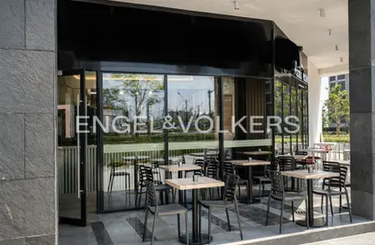 Shop - Studio - 1 Bathroom for rent in Azizi Riviera 33 - AZIZI Riviera - Meydan One - Meydan - Dubai