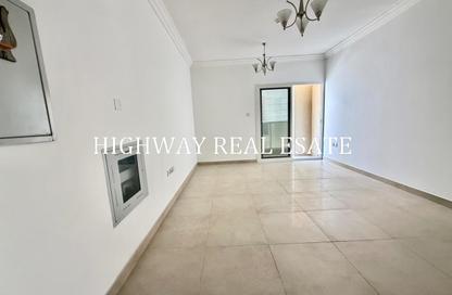 Apartment - 1 - 2 for rent in Muwailih Building - Muwaileh - Sharjah