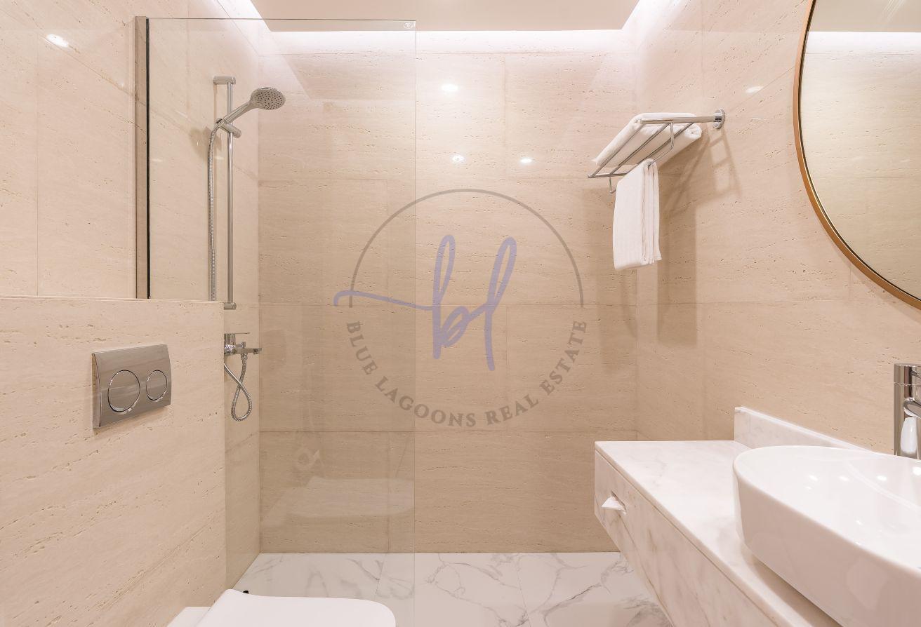 Duplex Villa | Private Jacuzzi | Marina View photo 27