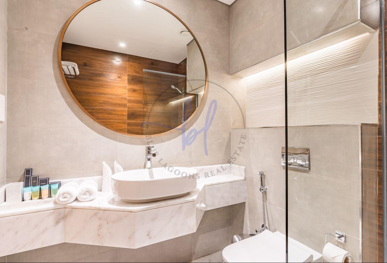 Duplex Villa | Private Jacuzzi | Marina View photo 24