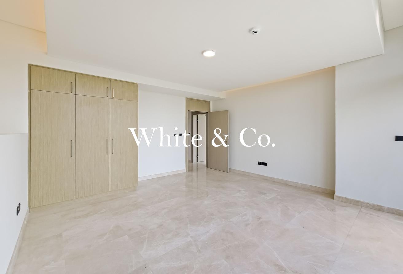 Luxury Villa in Golf Place | Unfurnished photo 8
