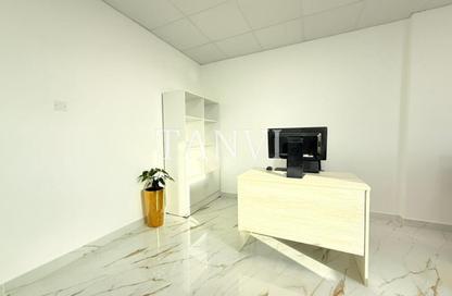 Office Space - Studio - 1 for rent in Fatima Mohammad Ahmad Bin Suleiman Building - Al Raffa - Bur Dubai - Dubai