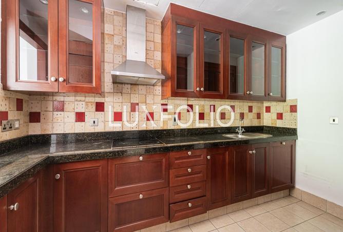 82352431 - صورة العقار 3