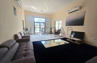 Villa - 3 Bedrooms - 4 Bathrooms for rent in Al Aweer 1 - Al Aweer - Dubai