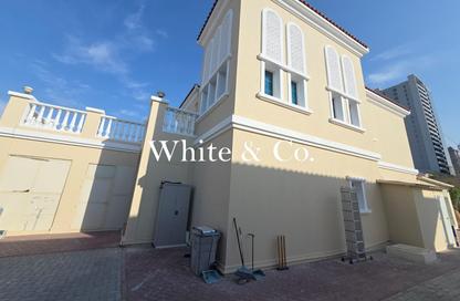 Villa - 2 Bedrooms - 4 Bathrooms for rent in District 16M - Jumeirah Village Circle - Dubai