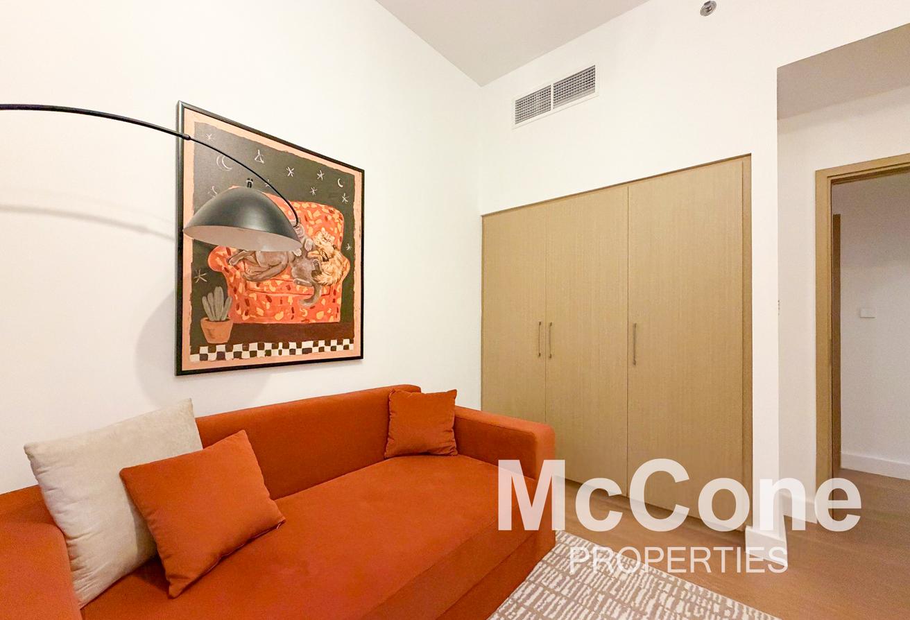Fully Furnished | Prime Location | High Floor photo 7