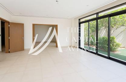 Villa - 5 Bedrooms - 6 Bathrooms for rent in West Yas - Yas Island - Abu Dhabi