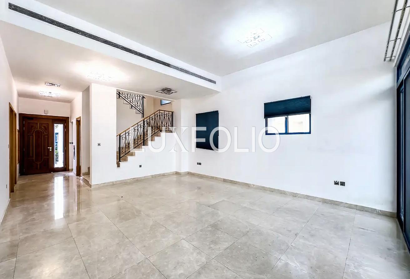 Viewable now | Beach Access | Full Sea views photo 4