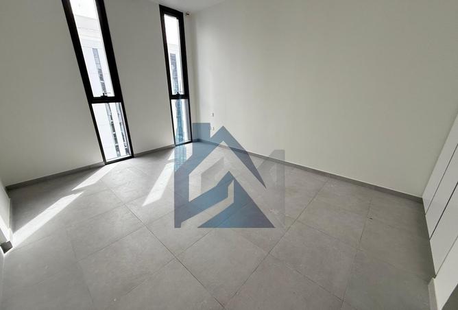 77402122 - صورة العقار 3