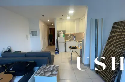 Apartment - Studio - 1 Bathroom for rent in Zahra Apartments 2B - Zahra Apartments 2 - Zahra Apartments - Town Square - Dubai