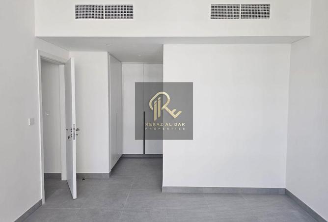 99129187 - Property Image 3