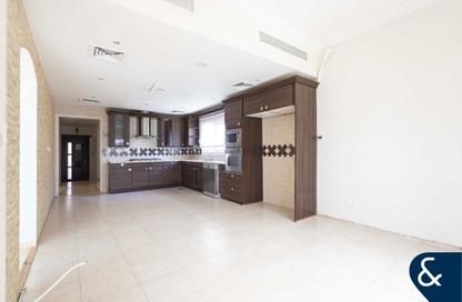 Villa - 5 - 5 for rent in Meadows 2 - Meadows - Dubai Villa - 5 - 5 for rent in Meadows 2 - Meadows - Dubai