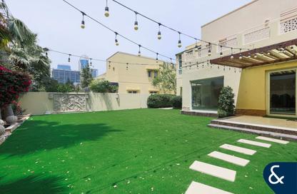 Villa - 5 - 5 for rent in Meadows 2 - Meadows - Dubai Villa - 5 - 5 for rent in Meadows 2 - Meadows - Dubai