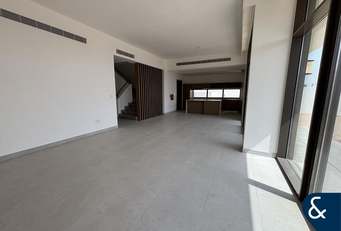 131576005 - Property Image 2