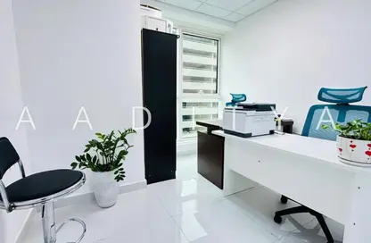 Office Space - 1 Bedroom - 1 Bathroom for rent in Aspin Tower - Sheikh Zayed Road - Dubai