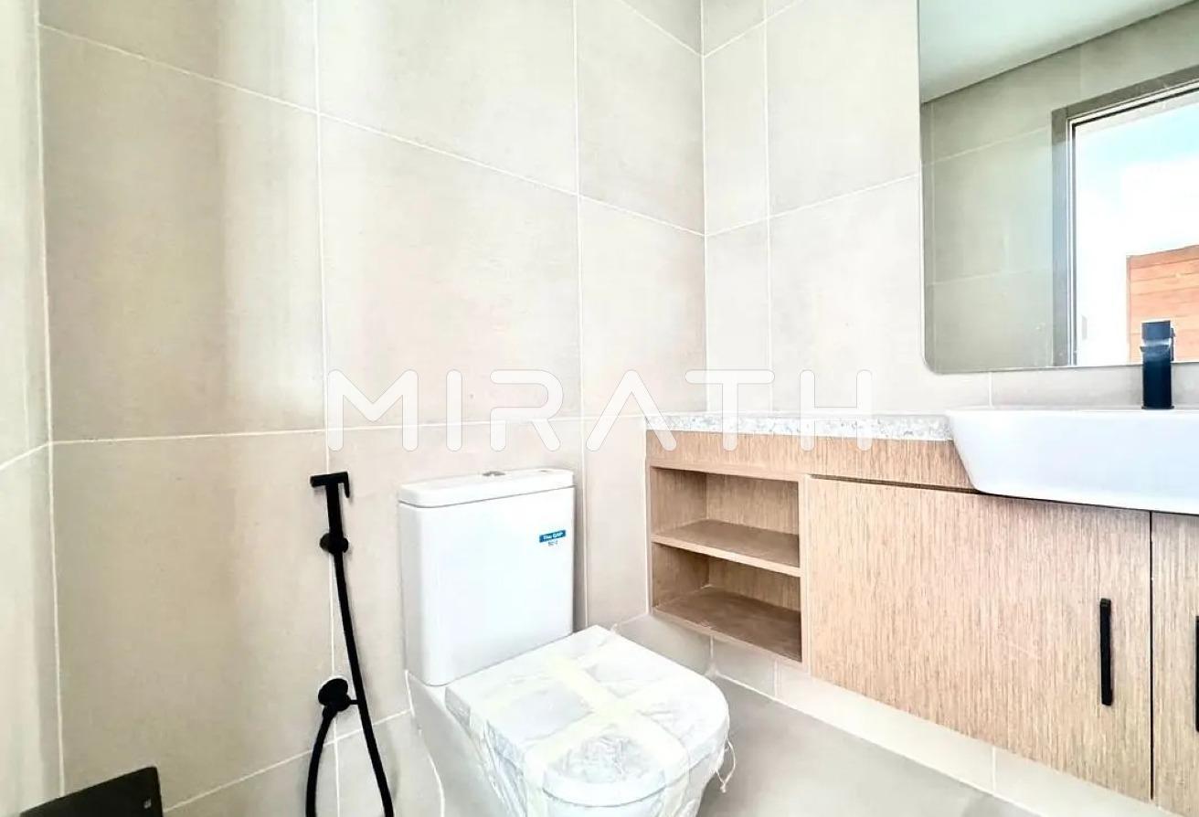 Brand New | Spacious | Prime Location photo 16