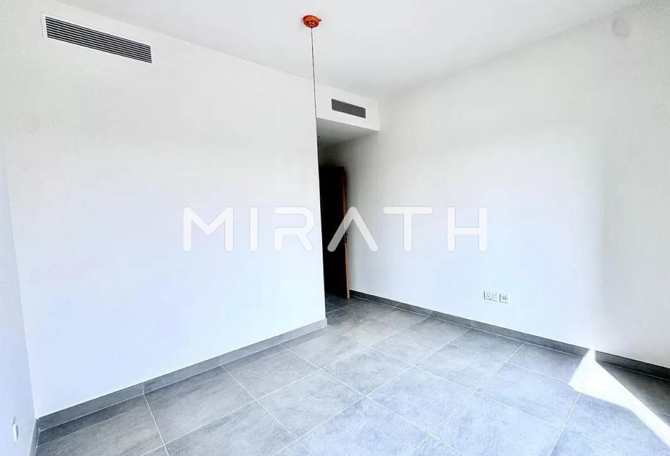 Brand New | Spacious | Prime Location photo 12