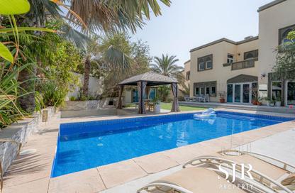 Villa - 4 - 3 for rent in Jumeirah Park - Dubai Villa - 4 - 3 for rent in Jumeirah Park - Dubai