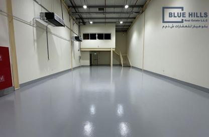 Warehouse - Studio - 1 Bathroom for rent in Umm Ramool - Dubai