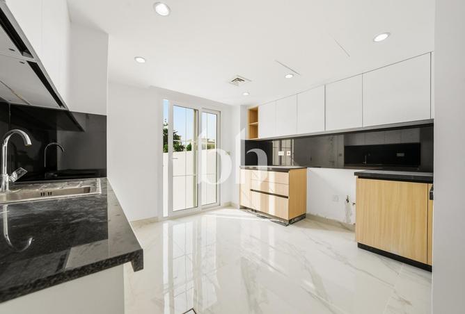 67819103 - Property Image 2