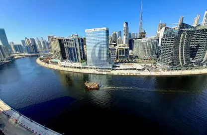 شقة - 2 غرف نوم - 3 حمامات للايجار في ويفز تاور - الخليج التجاري - دبي