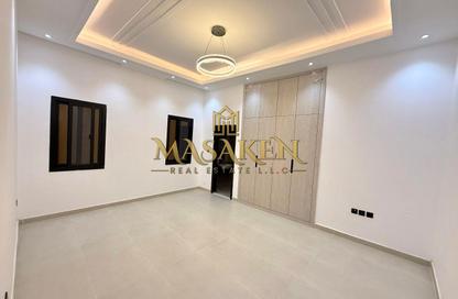 Villa - 4 Bedrooms - 6 Bathrooms for rent in Al Helio 2 - Al Helio - Ajman