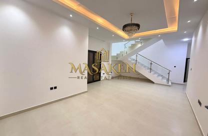 Villa - 4 Bedrooms - 6 Bathrooms for rent in Al Helio 2 - Al Helio - Ajman