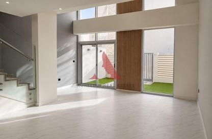Townhouse - 2 Bedrooms - 3 Bathrooms for rent in Rukan 3 - Rukan - Dubai