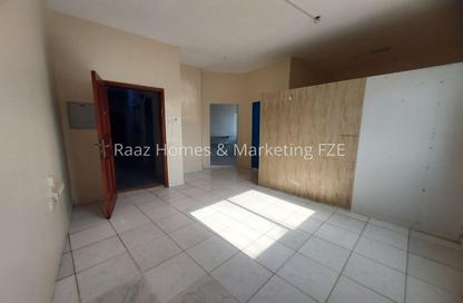 Apartment - Studio - 1 for rent in Rolla Square - Rolla Area - Sharjah