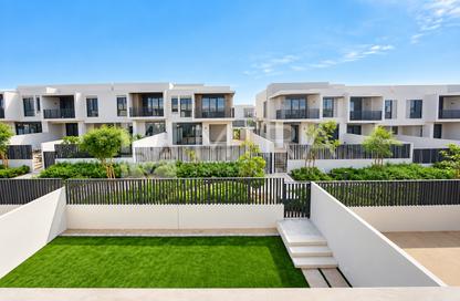 Townhouse - 4 - 5 for rent in Jebel Ali Village Townhouses - Jebel Ali Village - Jebel Ali - Dubai