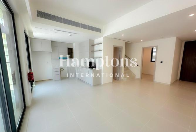 97822429 - Property Image 3