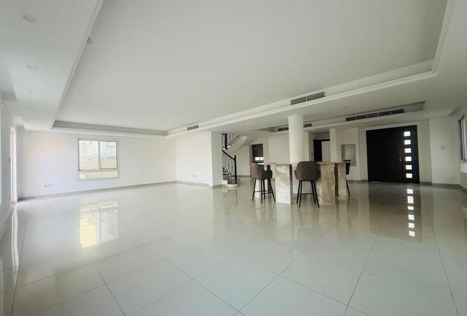 94032762 - Property Image 3