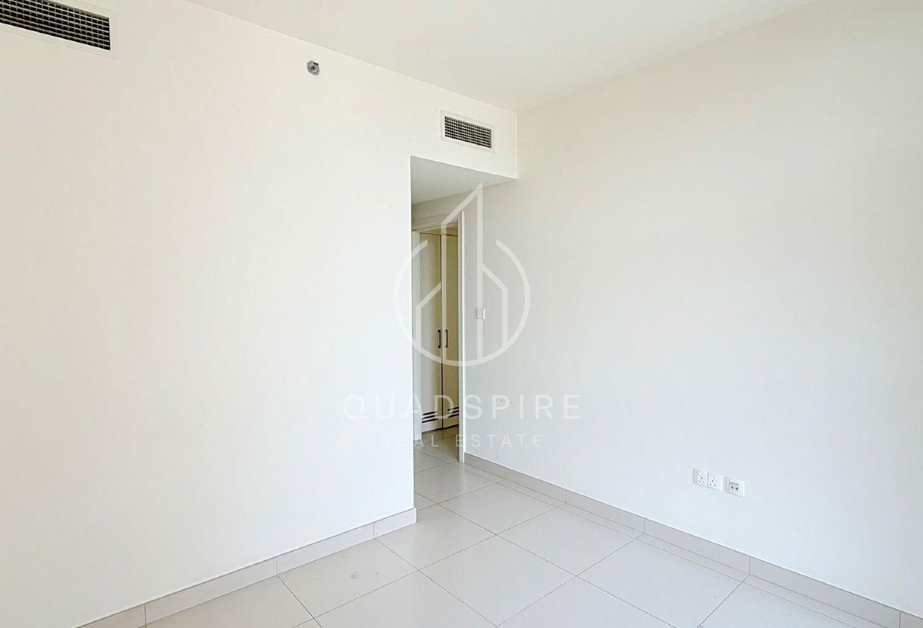 City & Pool View | Spacious Open Kitchen| Vacant photo 17