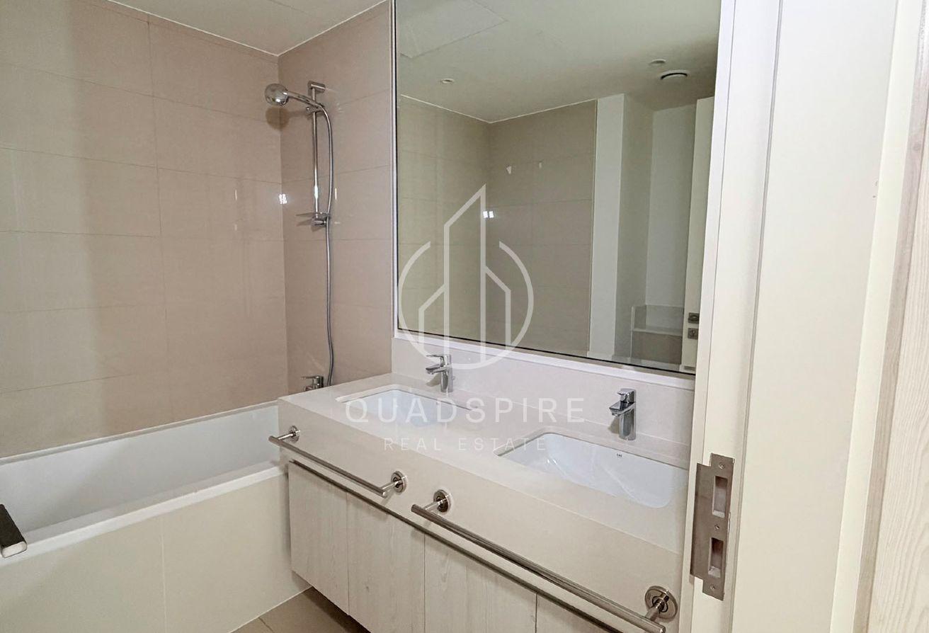 City & Pool View | Spacious Open Kitchen| Vacant photo 10