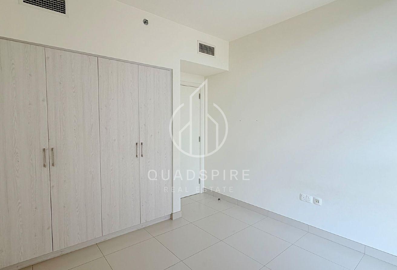 City & Pool View | Spacious Open Kitchen| Vacant photo 15
