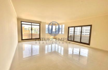 Apartment - 2 - 3 for rent in Airport Road Area - Al Garhoud - Dubai