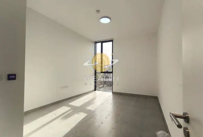 162333143 - Property Image 3