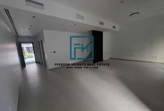 74622352 - Property Image 3