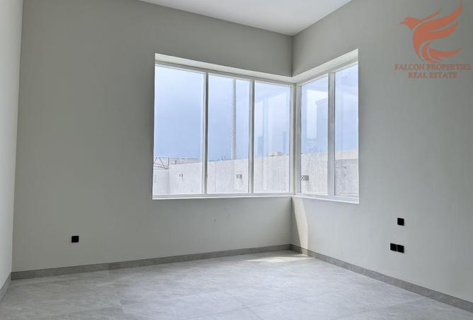125163353 - Property Image 3