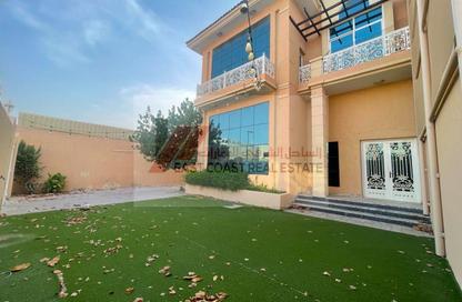 Villa - 4 Bedrooms - 5 Bathrooms for rent in Al Faseel - Fujairah