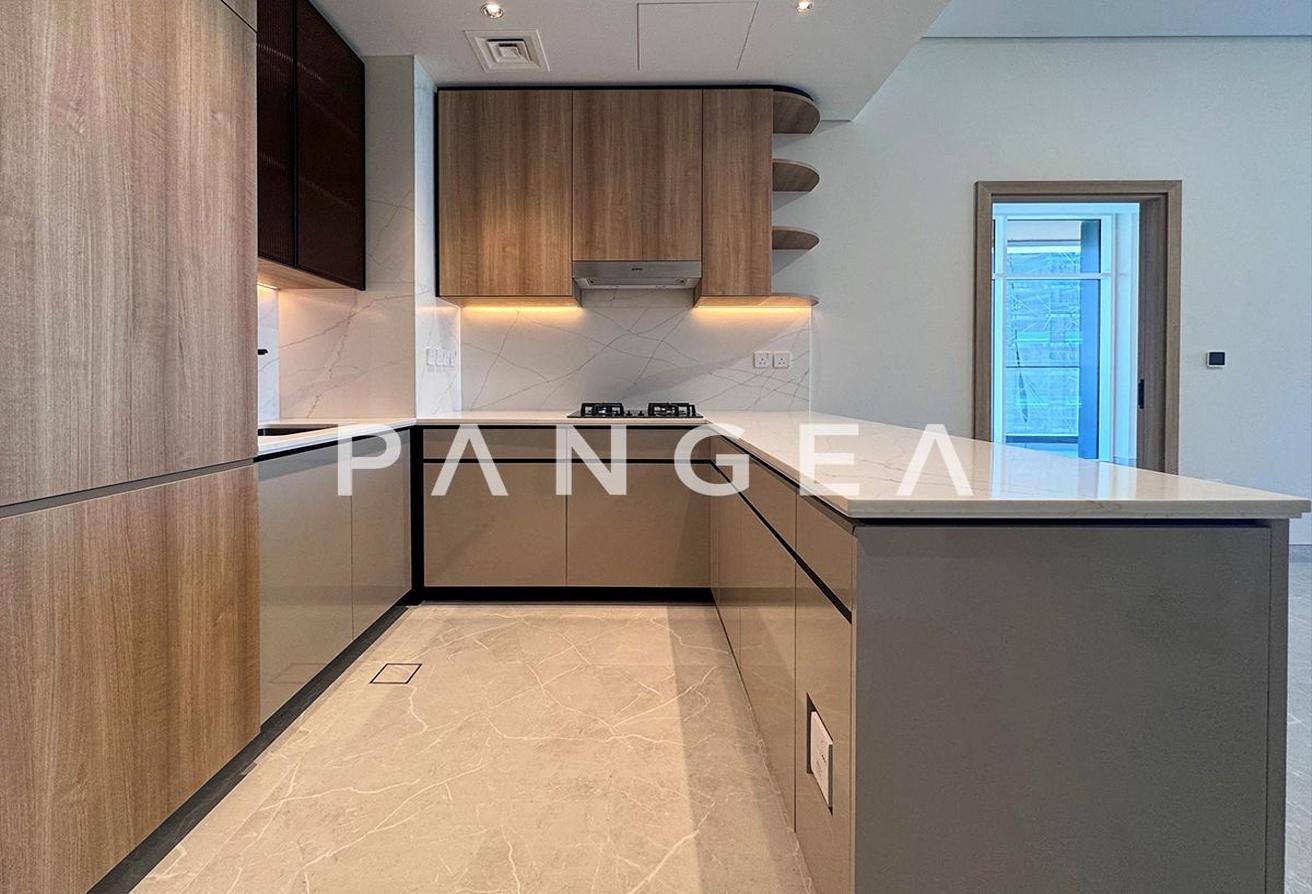 Corner Unit | Pool Facing | Flexible Cheques photo 5