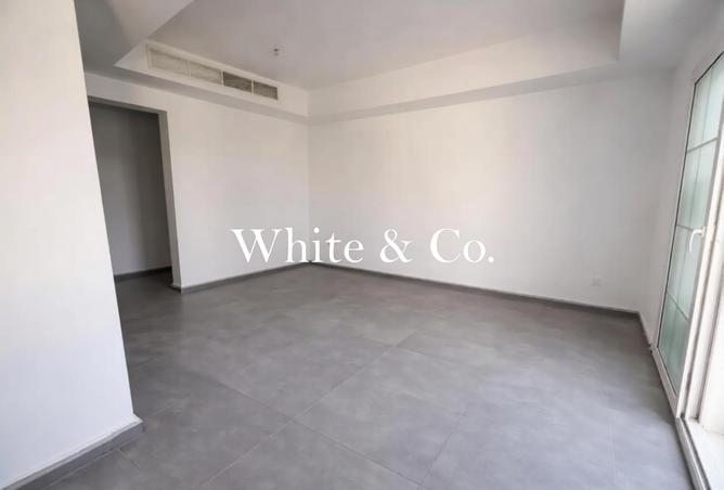 54926329 - صورة العقار 2