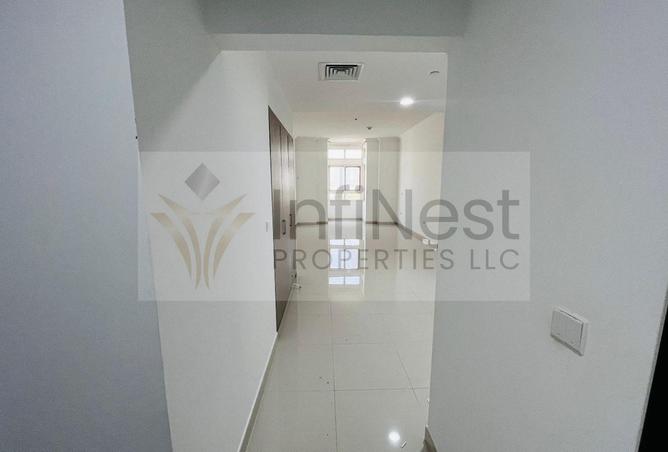 98261774 - Property Image 3