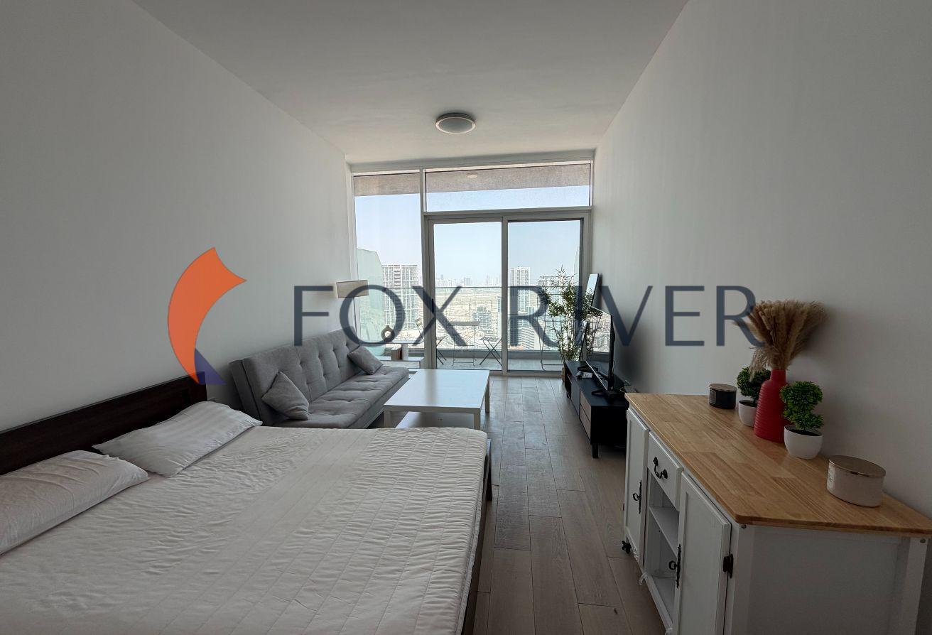 Ready to Move In | Balcony | Full Marina Skyline photo 4
