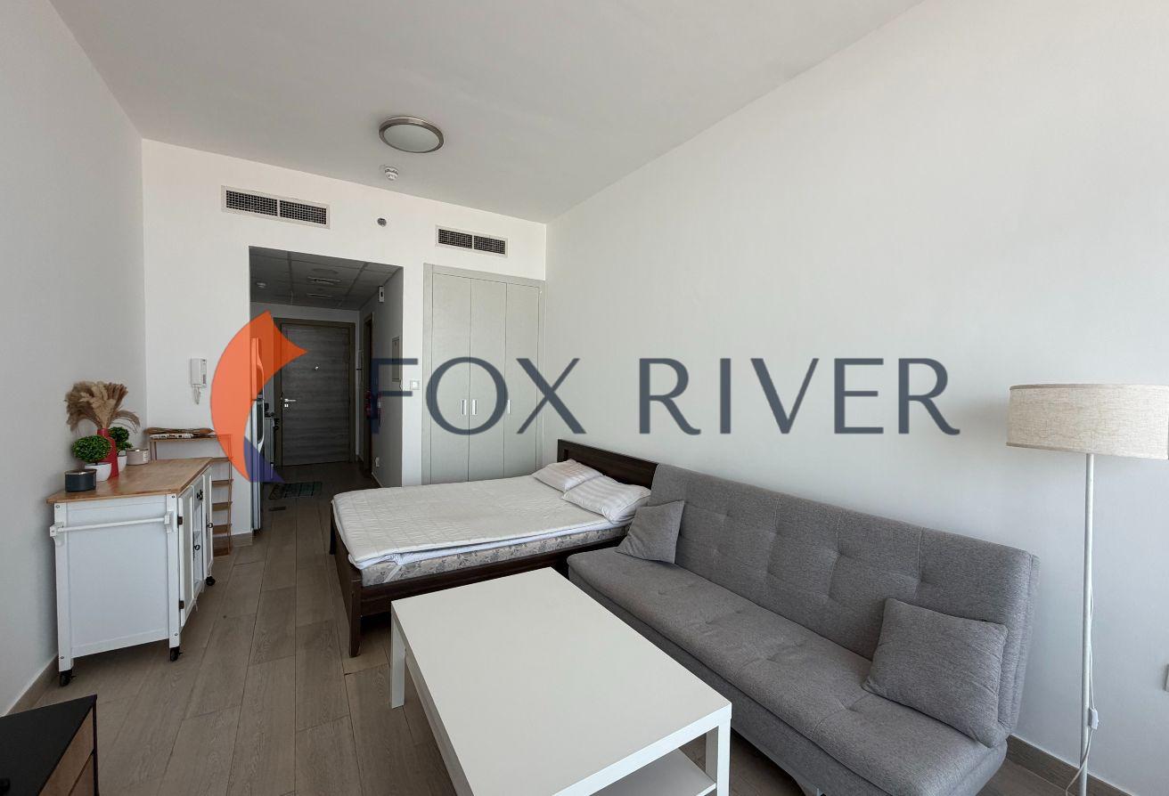 Ready to Move In | Balcony | Full Marina Skyline photo 6