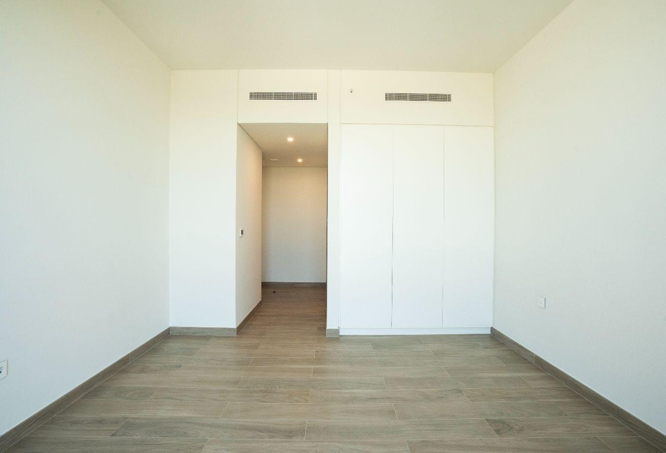 Up to 4 Chqs | Pet Friendly | Brand New photo 16