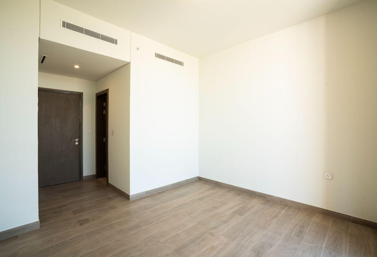 Up to 4 Chqs | Pet Friendly | Brand New photo 11